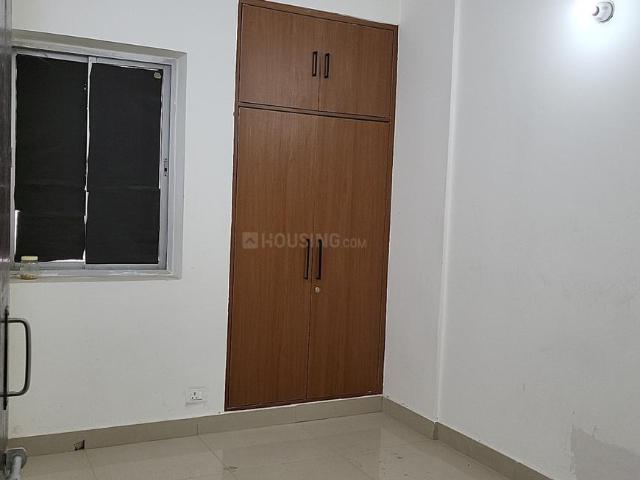 Flat for rent in South West Delhi, Deri