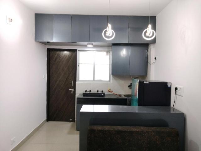 Flat for rent in South West Delhi, Deri
