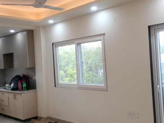 Flat for rent in South West Delhi, Deri