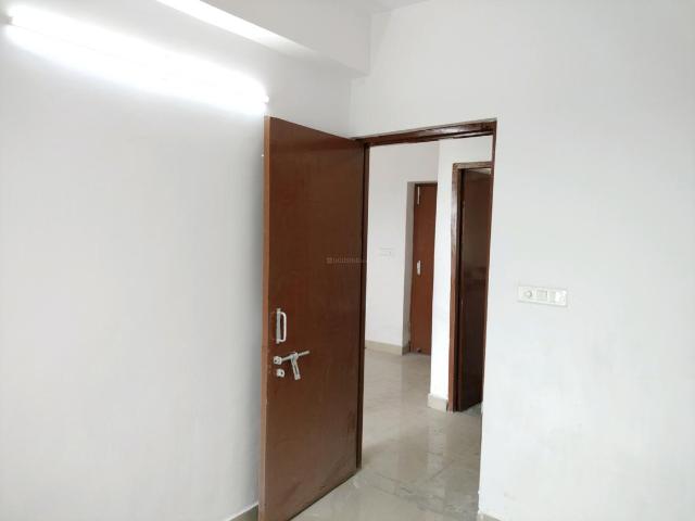 Flat for rent in South West Delhi, Deri