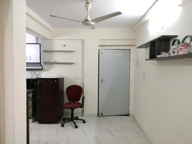 Flat for rent in South West Delhi, Deri
