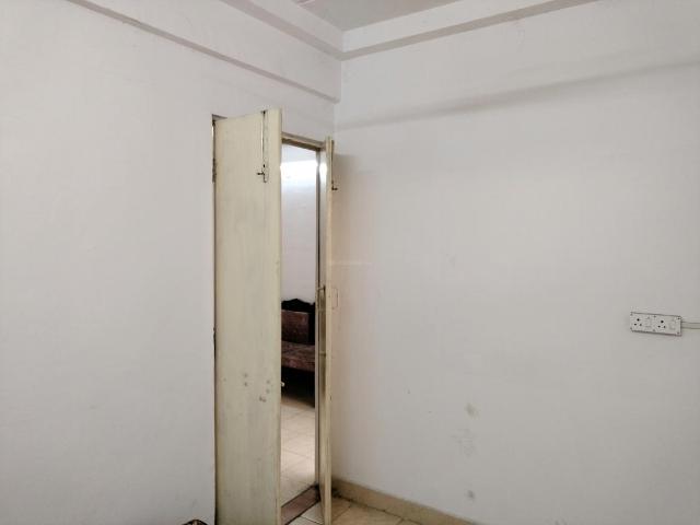 Flat for rent in South West Delhi, Deri