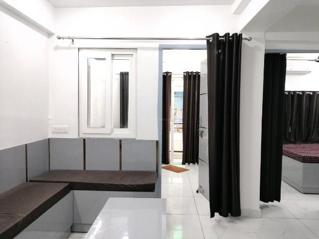 Flat for rent in South West Delhi, Deri