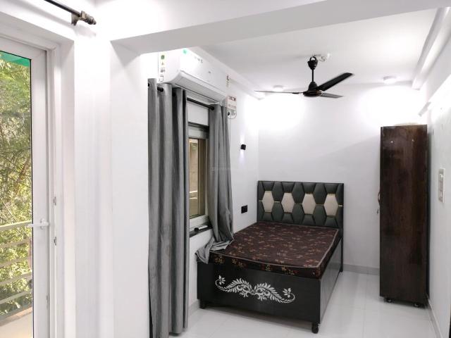 Flat for rent in South West Delhi, Deri