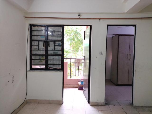 Flat for rent in South West Delhi, Deri