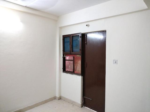Flat for sale in South West Delhi, Deri