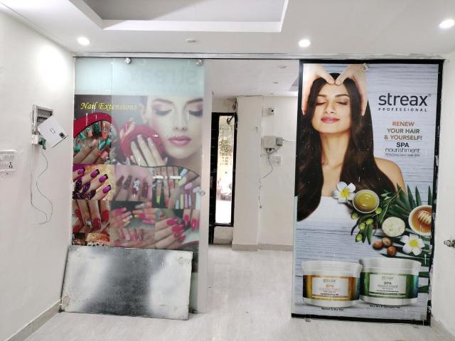 Flat for sale in South West Delhi, Deri