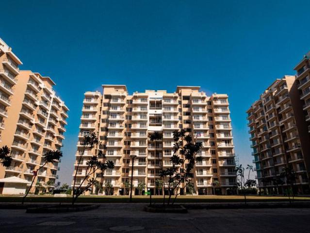 Flat for sale in Hariana