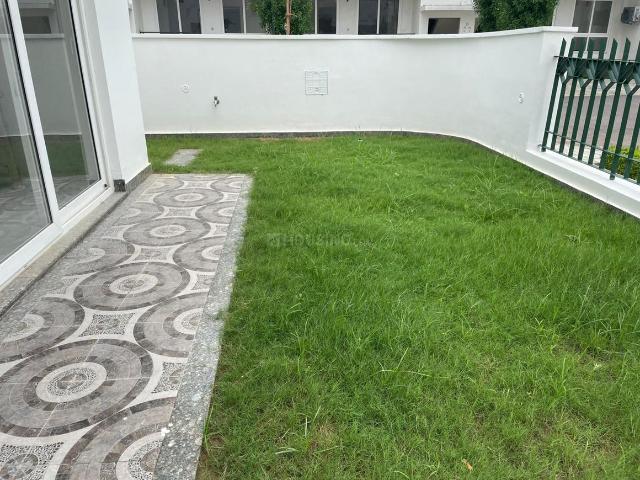 Flat for sale in Hariana