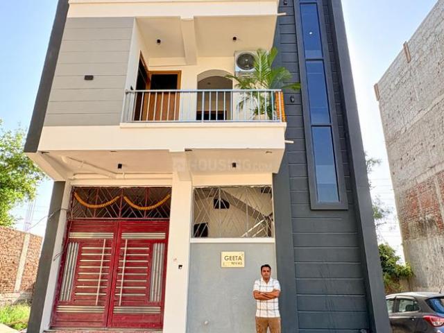 Flat for rent in Hariana