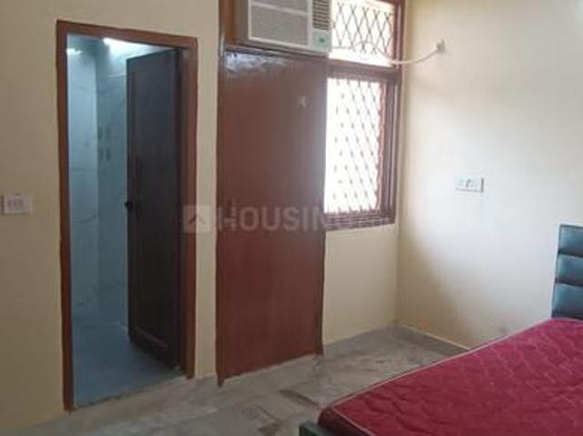 Flat for rent in South West Delhi, Deri