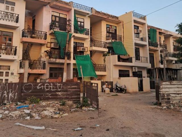 Flat for sale in Hariana