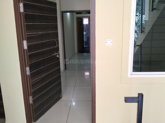 Flat for rent in Madya