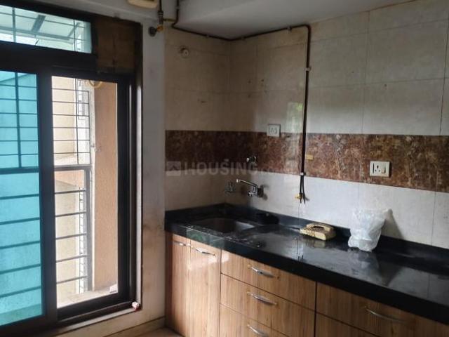 Flat for rent in Naupada, Thane