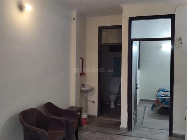 Flat for rent in West Delhi, Deri