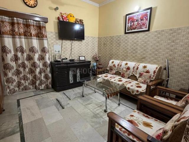 Flat for sale in West Delhi, Deri