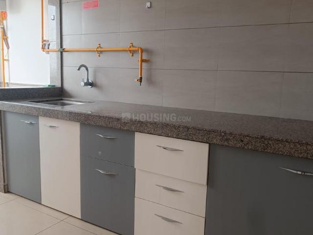 Flat for rent in Sarkhej, Gujarat
