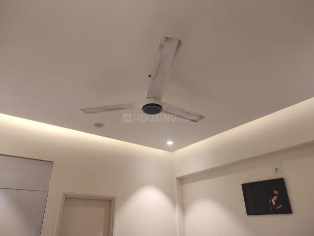Flat for rent in Sarkhej, Gujarat