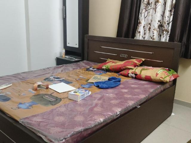 Flat for rent in Sarkhej, Gujarat