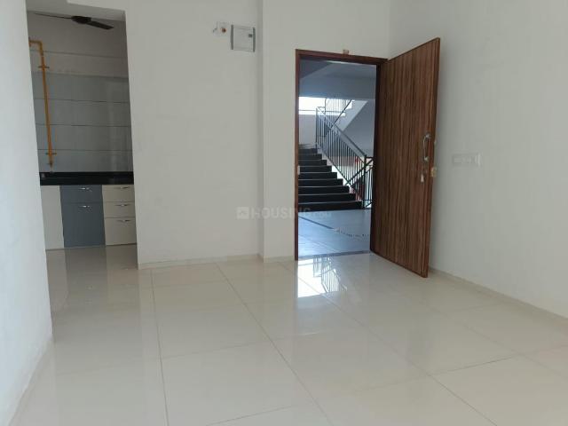 Flat for rent in Sarkhej, Gujarat