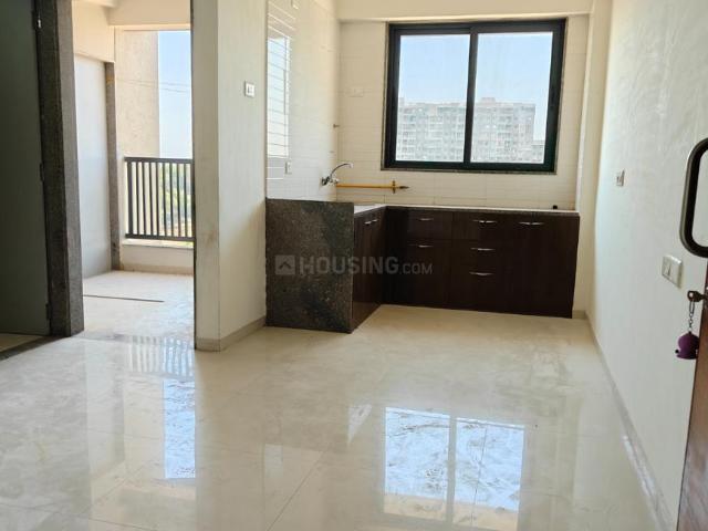 Flat for rent in Sarkhej, Gujarat
