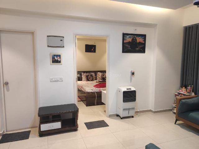 Flat for sale in Sarkhej, Gujarat