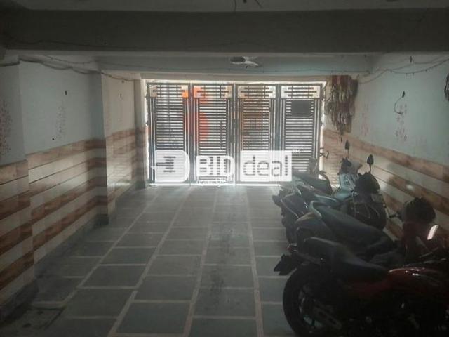 Flat for sale in West Delhi, Deri