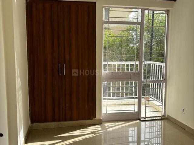 Flat for rent in Deri