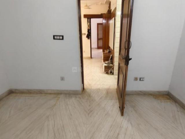 Flat for rent in Deri