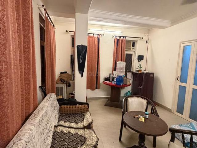Flat for rent in Deri