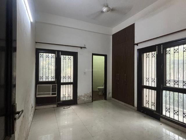 Flat for sale in East Delhi, Deri