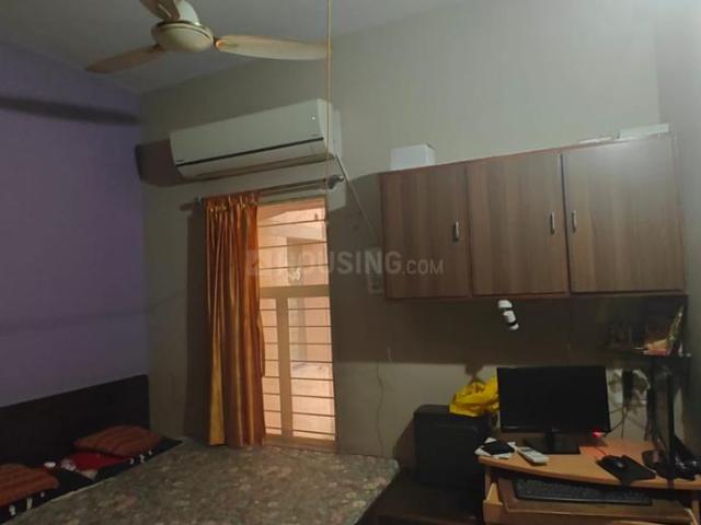 Flat for rent in Sarkhej, Gujarat