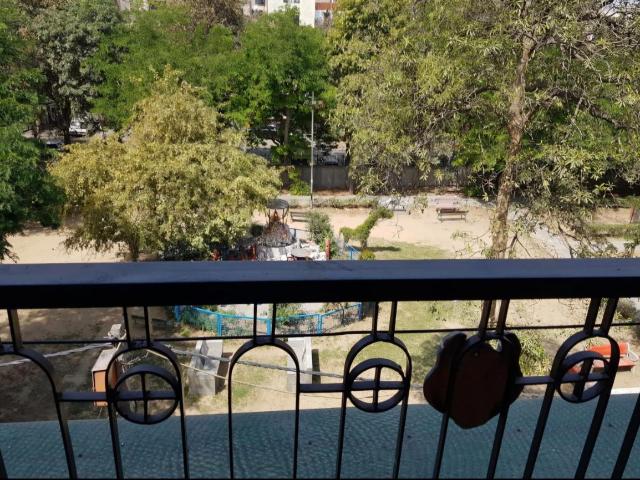 Flat for rent in West Delhi, Deri