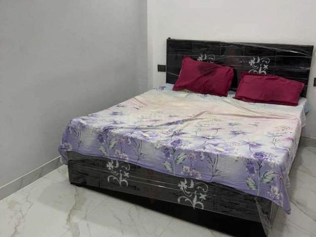 Flat for rent in West Delhi, Deri