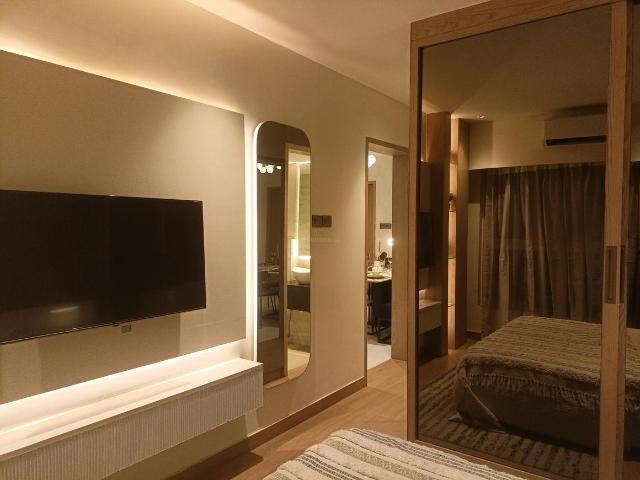 Flat for rent in Bhakti Park, Mumbai