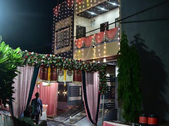 Duplex for rent in Madya