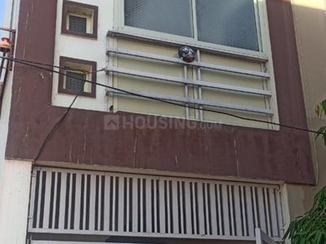Duplex for rent in Madya