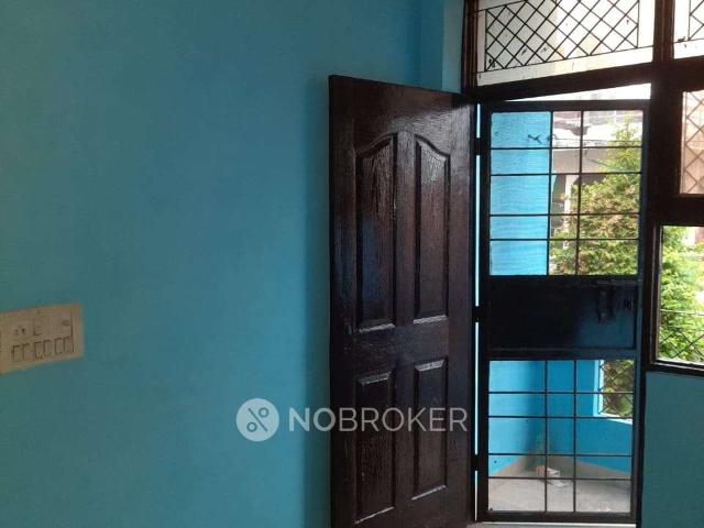 Flat for rent in North East Delhi, Vasundhara - Delhi