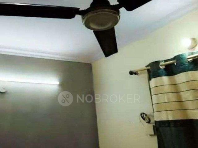 Flat for rent in Deri