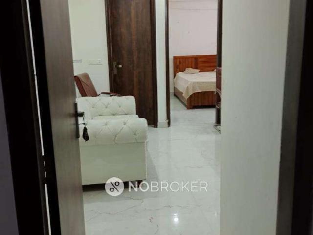 Flat for rent in South Delhi, Deri