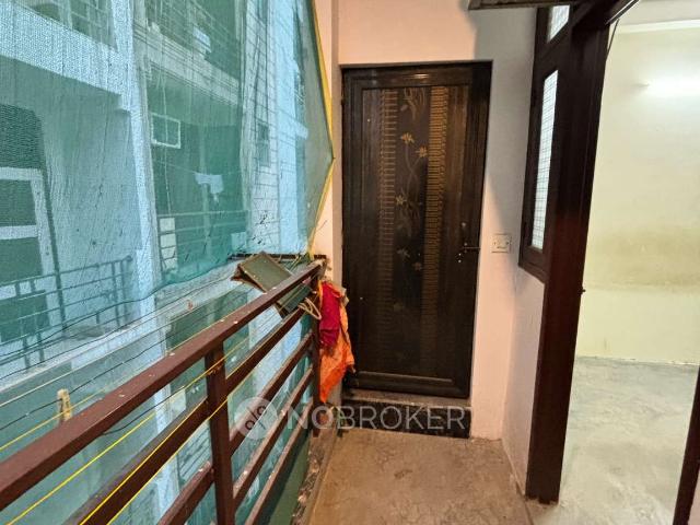 Flat for rent in South Delhi, Deri