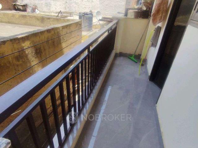 Flat for rent in South Delhi, Deri
