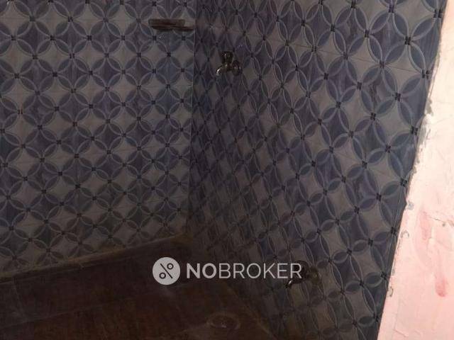 Flat for rent in South Delhi, Deri