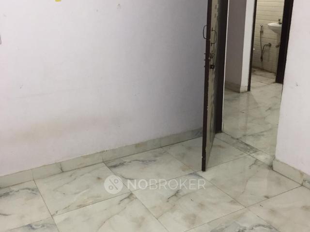 Flat for rent in South Delhi, Deri