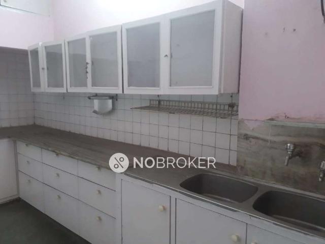 Flat for rent in South Delhi, Deri