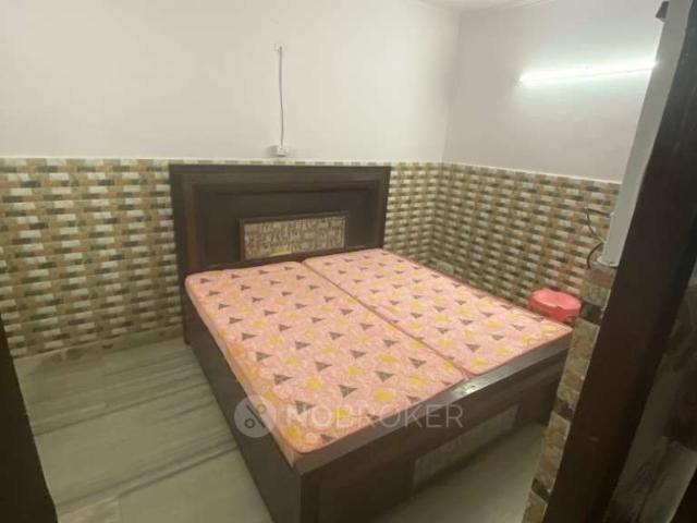 Flat for rent in Deri