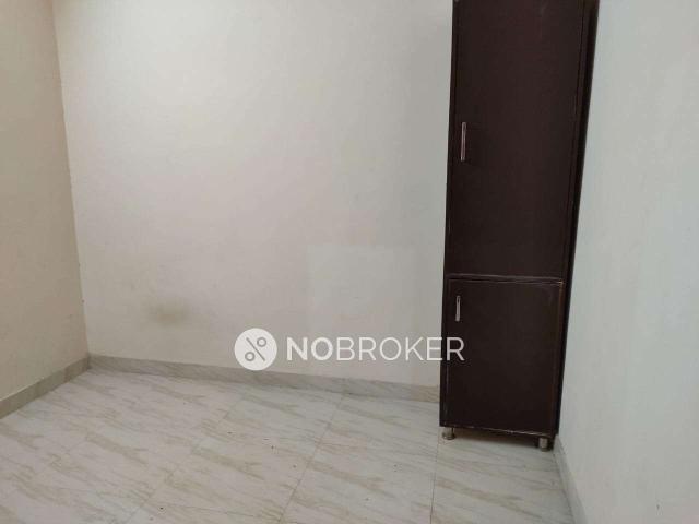 Flat for rent in East Delhi, Deri