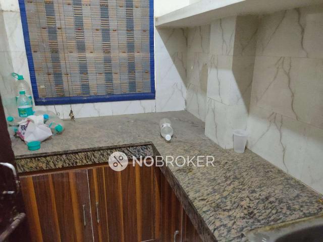 Flat for rent in East Delhi, Deri