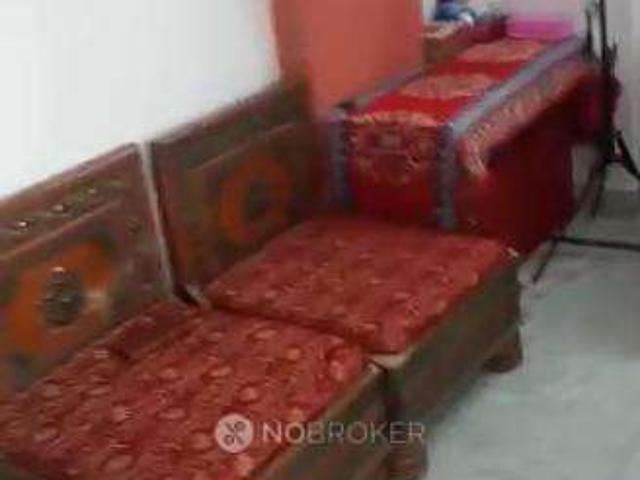 Flat for rent in South Delhi, Deri