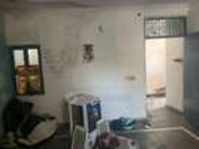 Flat for rent in East Delhi, Deri